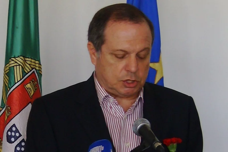 Od 2014 r. przewodniczącym portugalskiej Partii Socjalistycznej jest Carlos César.
