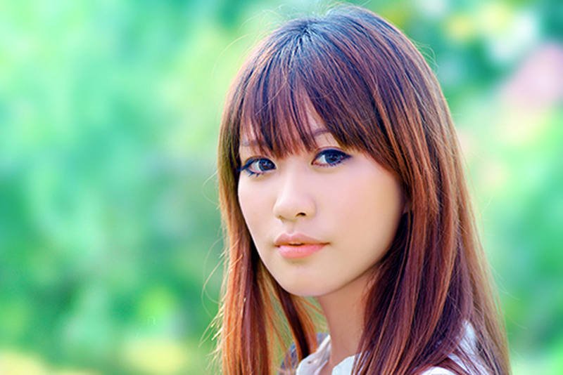 Azjatki wyglądają młodziej, być może dlatego, że używają znacznie mniejsze ilości makijażu niż Europejki