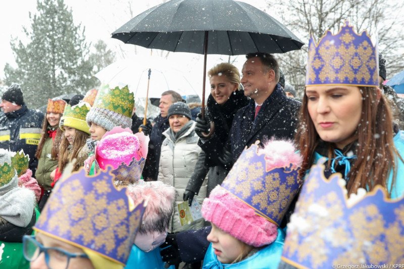 Prezydent Andrzej Duda przeszedł w Orszaku Trzech Króli w Wiśle.