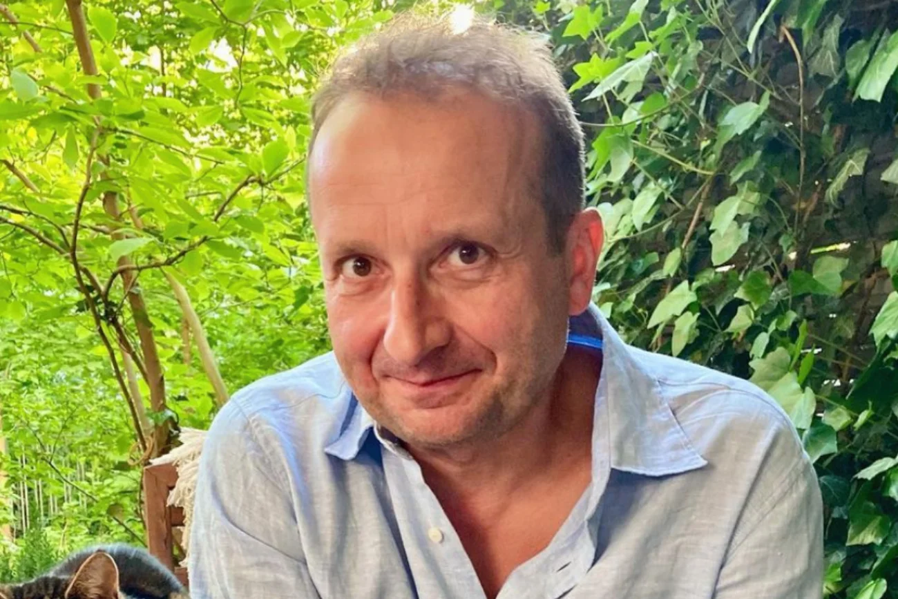 Robert Górski szczerze mówi o rezygnacji telewizji Polsat z kabaretów