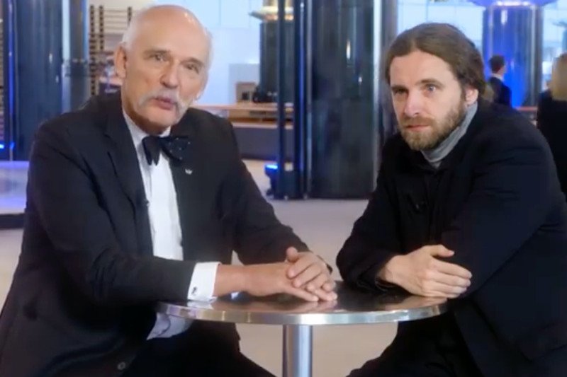 Z wykształcenia teolog, z zawodu m.in. informatyk – Dobromir Sośnierz zastąpi Janusza Korwin-Mikkego w Parlamencie Europejskim.