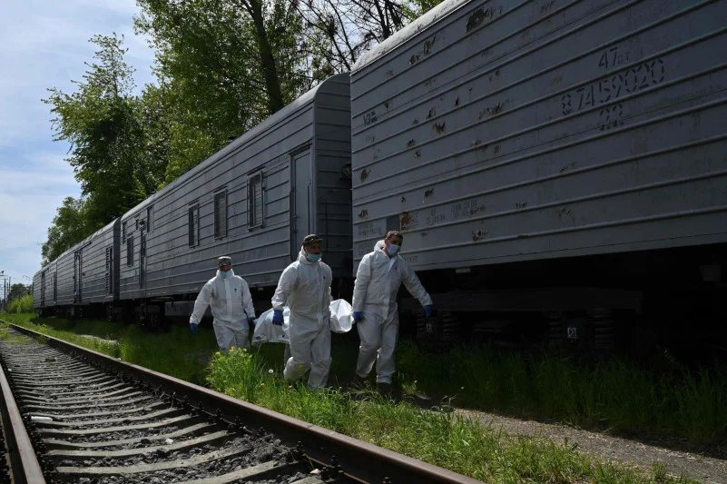 "Ukraina jest gotowa zwrócić ciała agresorowi". Zwłoki przechowywane są w wagonach-chłodniach