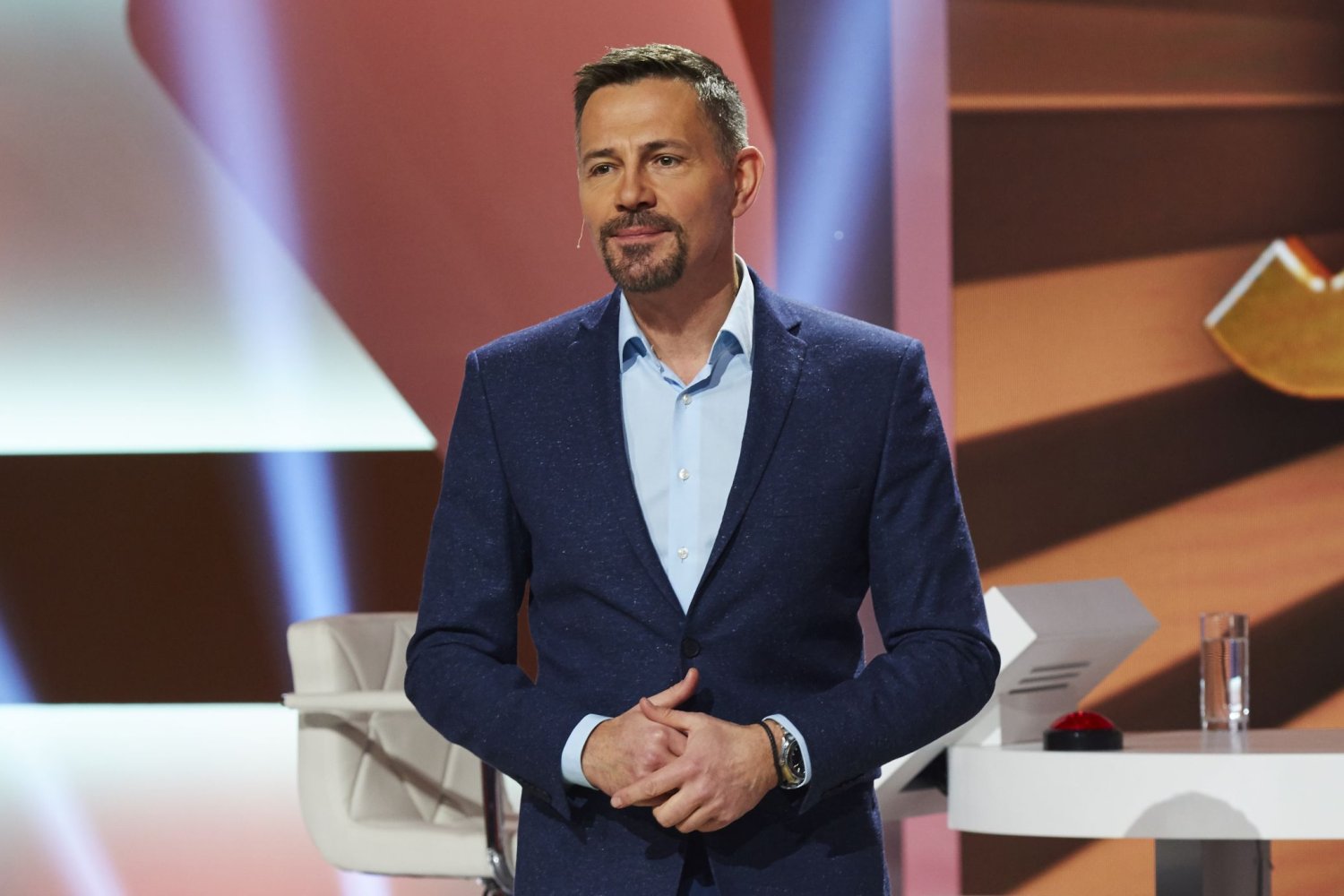 Krzysztof Ibisz znów będzie prowadzić teleturniej. Nie robił tego od 10 lat.