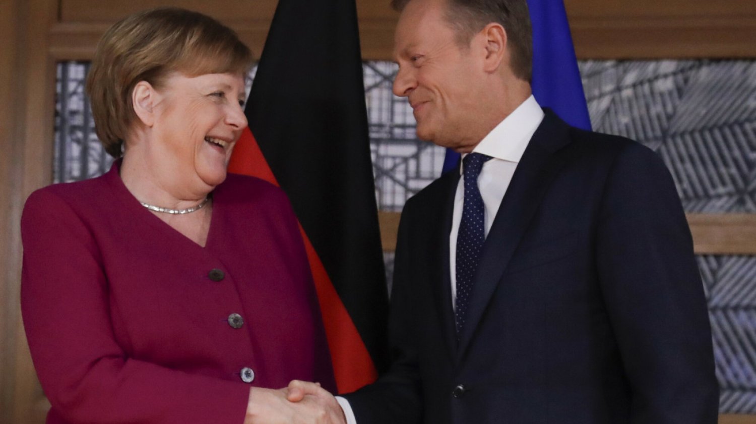 Czy Merkel kazała Tuskowi podnieść wiek emerytalny? Oto zapis rozmowy