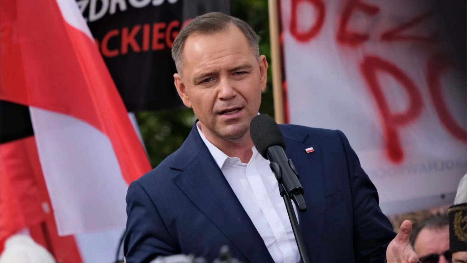 Nawrocki sprowadzony na ziemię w sondażu. Głośne 