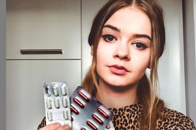 Julia Wróblewska trafiła do szpitala z silnym bólem brzucha