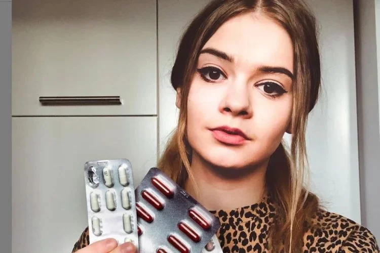 Julia Wróblewska trafiła do szpitala z silnym bólem brzucha