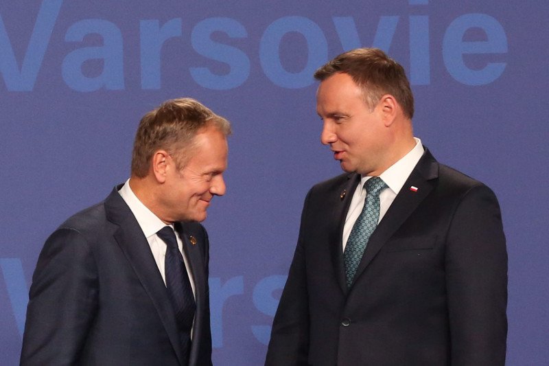 Tusk wygrałby w wyborach z Dudą – nowy sondaż nie kłamie.