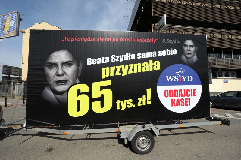 "Konwój wstydu" pojawi się do piątku 6 marca w każdym okręgu wyborczym w Polsce.