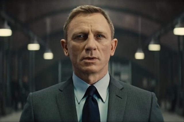 W roli Jamesa Bonda wystąpił ponownie Daniel Craig