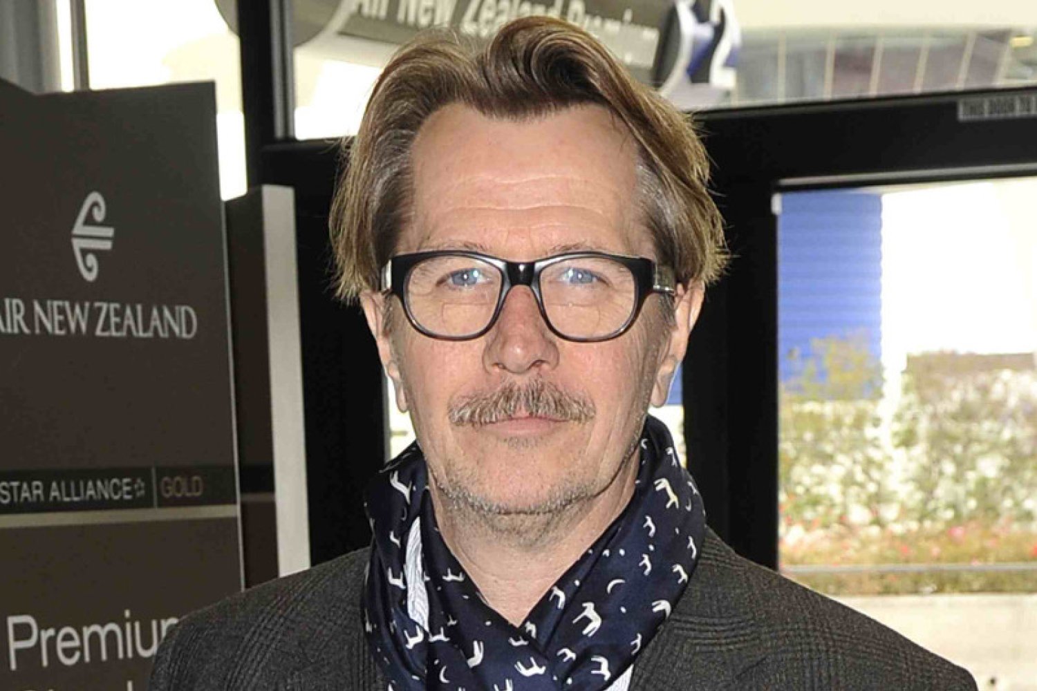 -Wszyscy jesteśmy hipokrytami - uważa Gary Oldman.