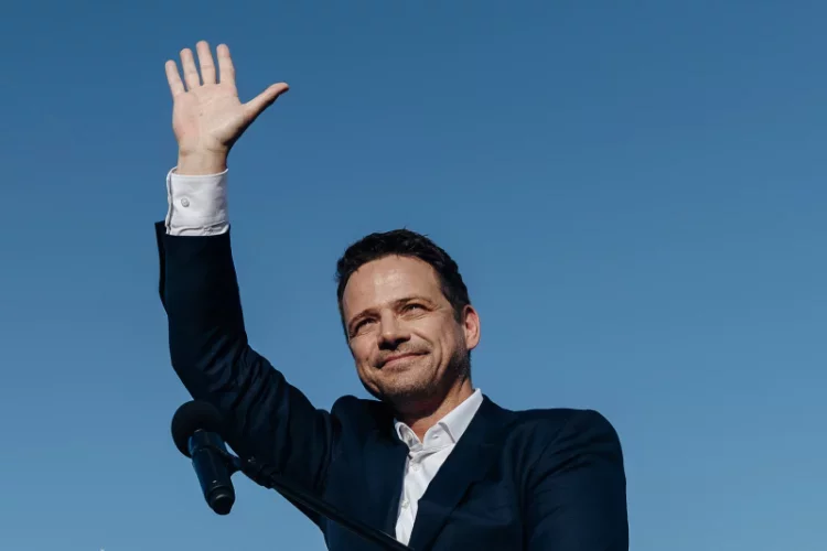 Rafał Trzaskowski cieszy się zaufaniem 40,6 proc. Polaków.