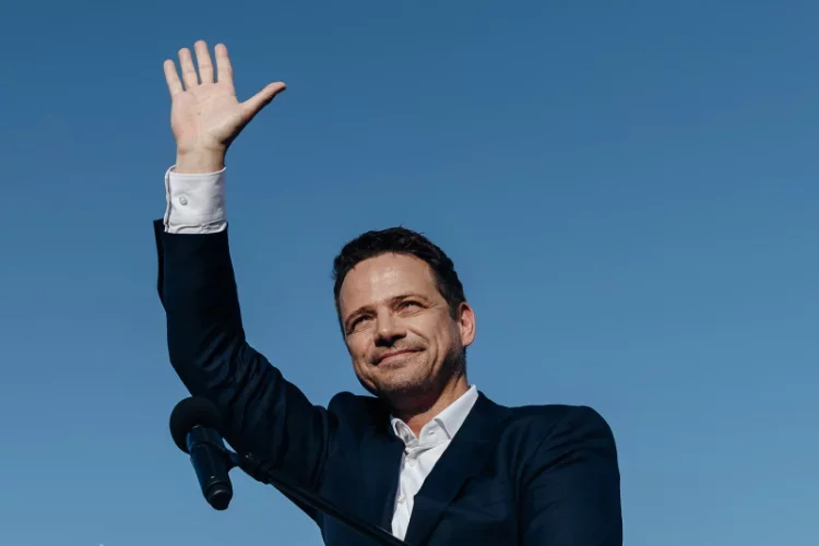 Rafał Trzaskowski cieszy się zaufaniem 40,6 proc. Polaków.