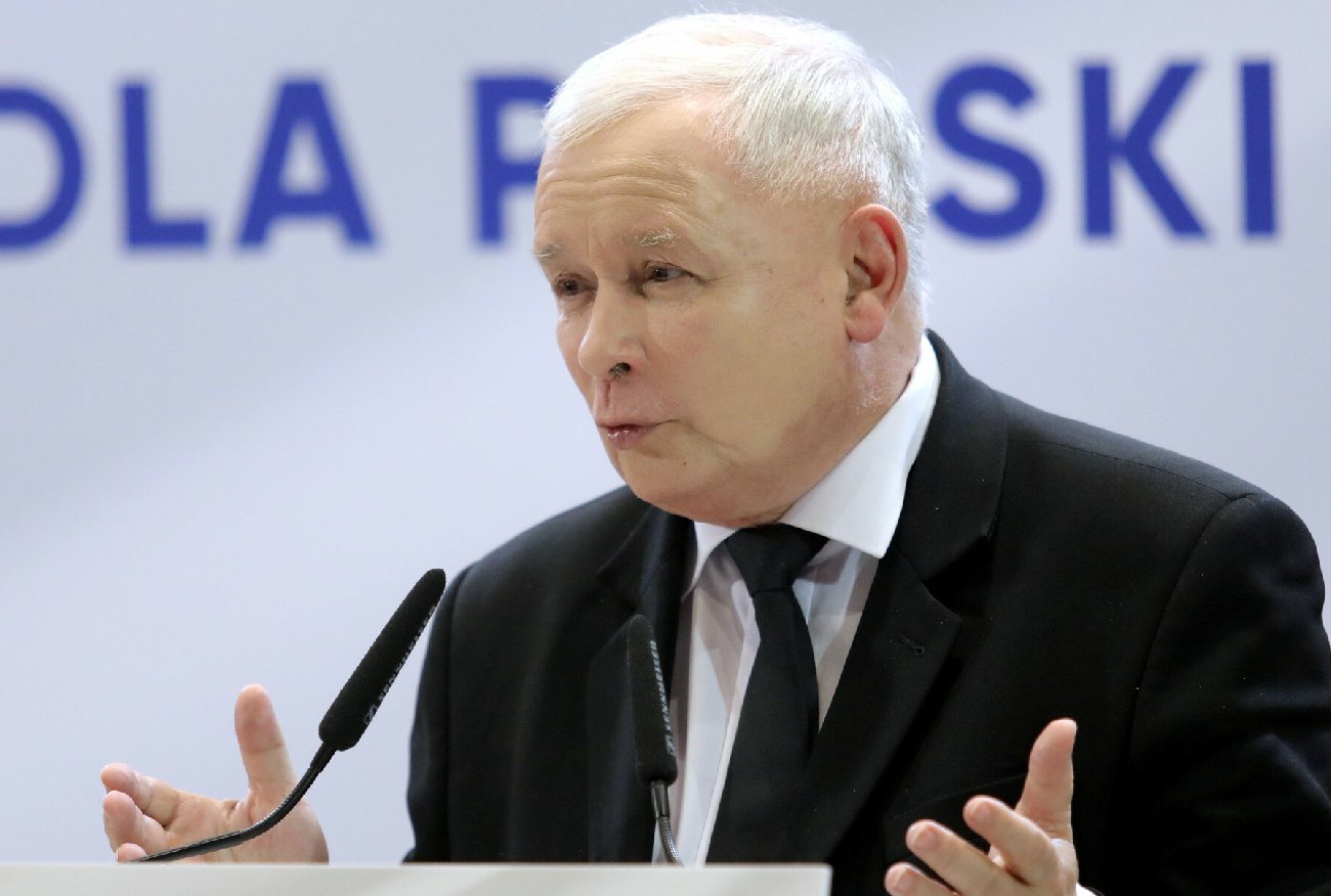 Jarosław Kaczyński o "dawaniu w szyję". Teraz się tłumaczy