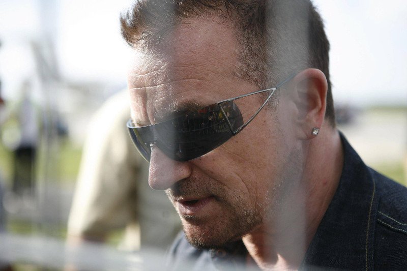 W fundacji założonej przez Bono ludzie byli "traktowani gorzej niż psy".