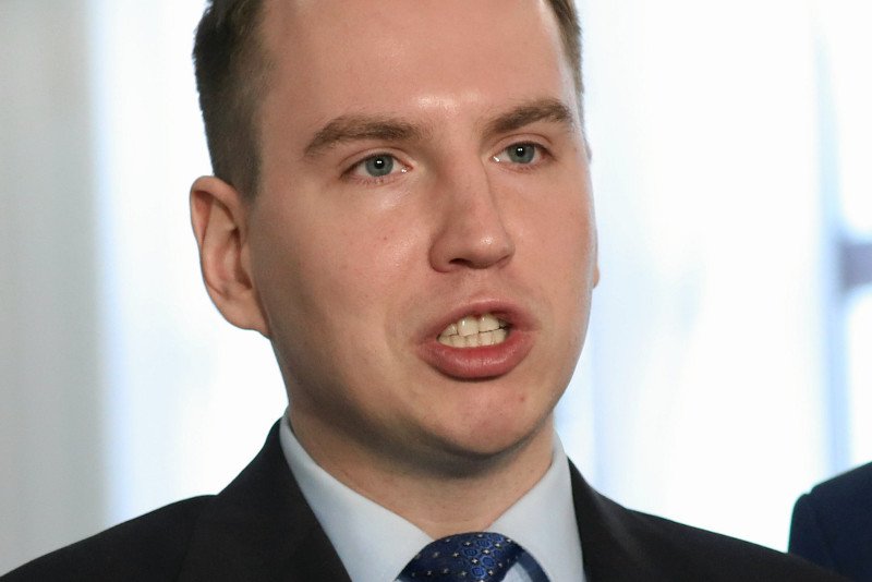 Adam Andruszkiewicz grozi TVN-owi. Twierdzi, że nie fałszował list wyborczych.