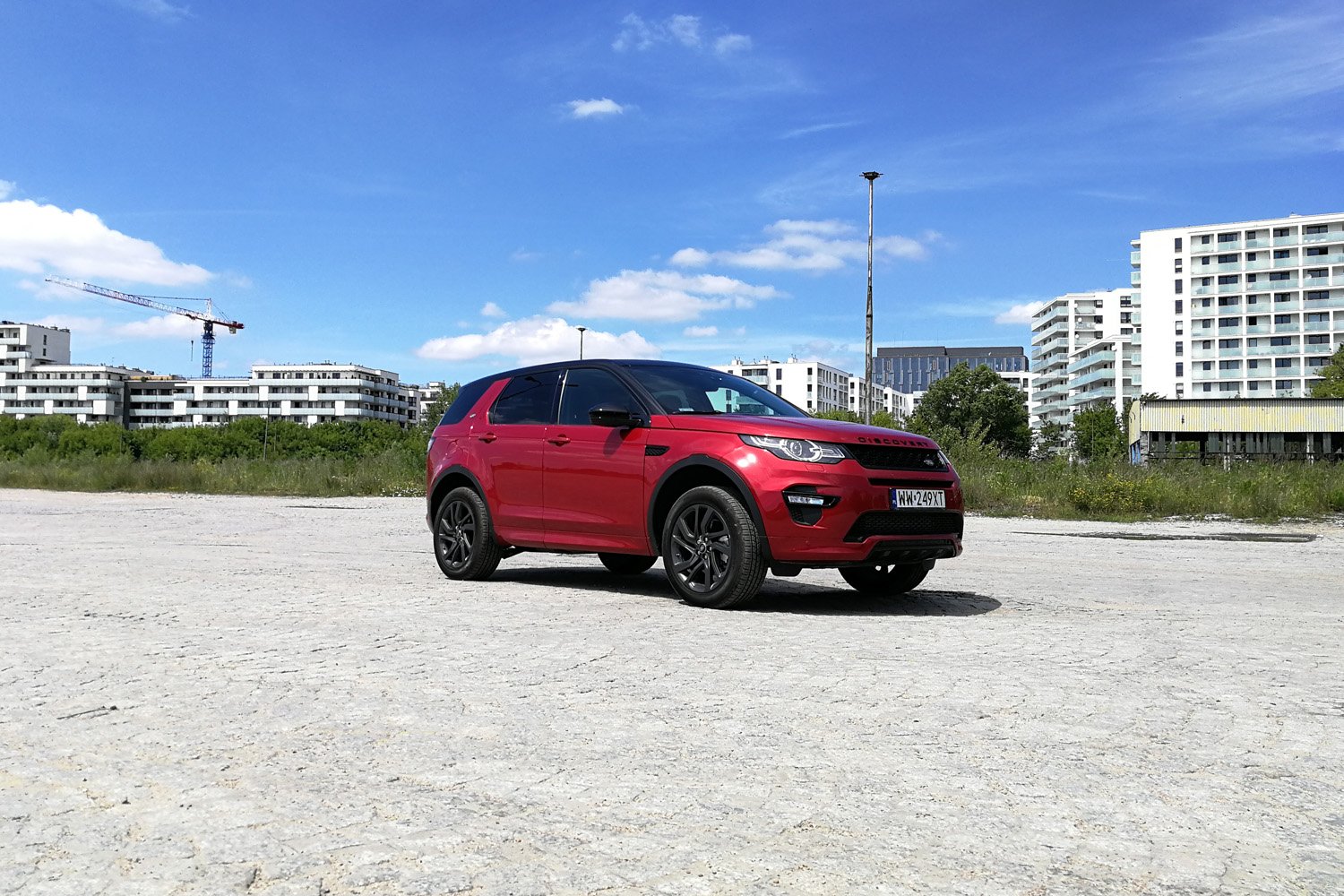 Nowy Land Rover Discovery Sport.