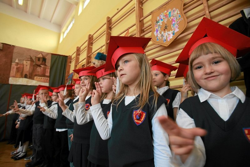 Przysięga składana przez uczniów pierwszych klas jednej z wrocławskich szkół podstawowych.