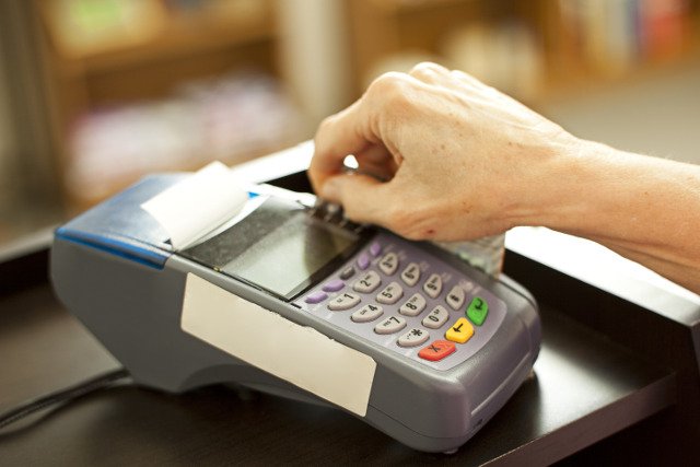 Senat przyjął nowelizację Ustawy o usługach płatniczych