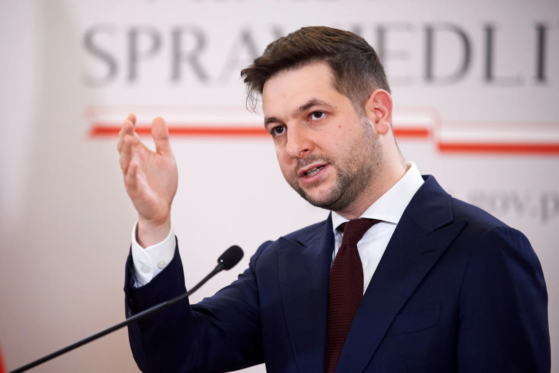 Patryk Jaki uderza w środowisko Mateusza Morawieckiego