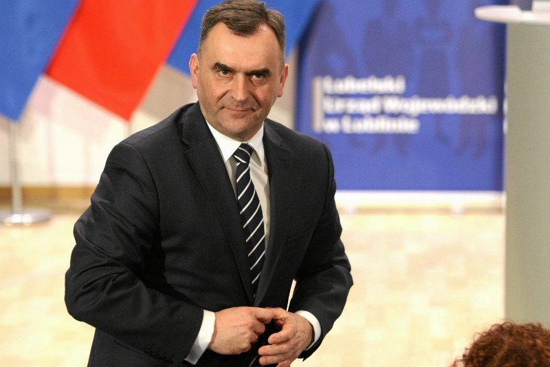 Karpiński przed odejściem załatwił ciepłe posadki protegowanym?