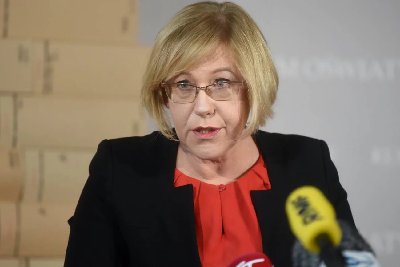 Kurator Barbara Nowak odwołana. Żegna się, cytując Biblię