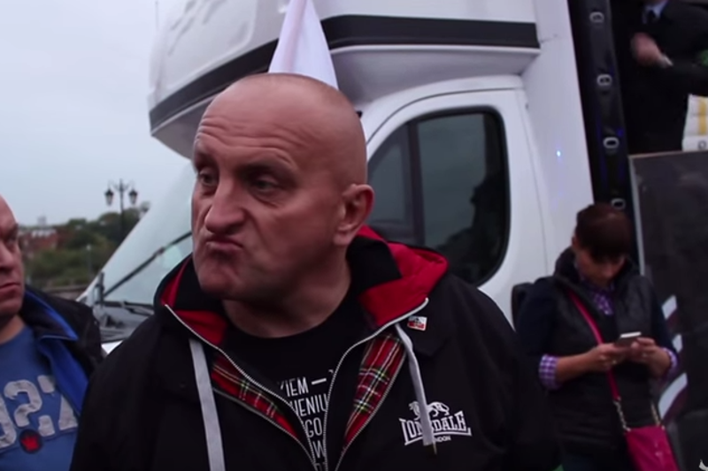 Marian Kowalski ostro o Lisie, politykach i duchownych.