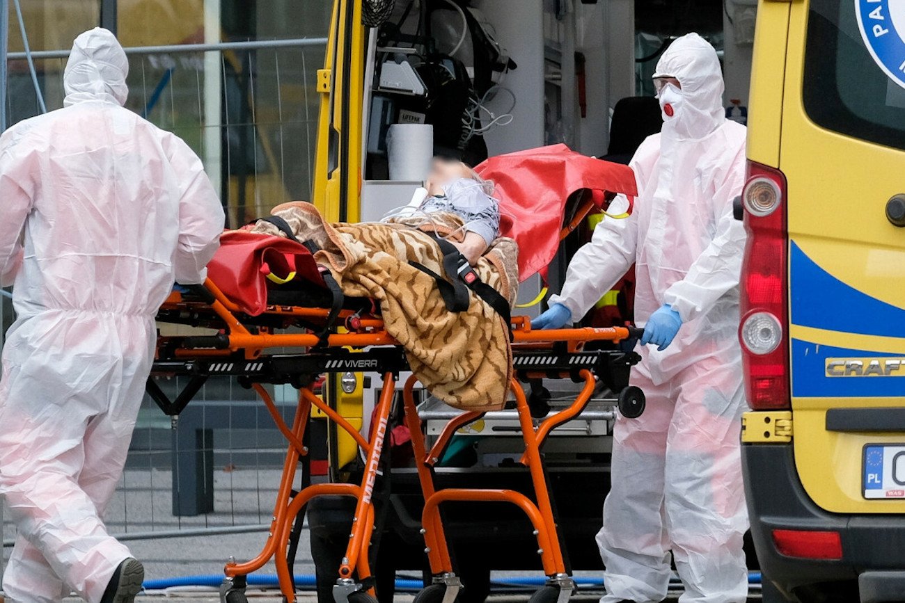 Ile zakażeń koronawirusem 18 listopada? Jest nowy raport MZ o COVID-19.