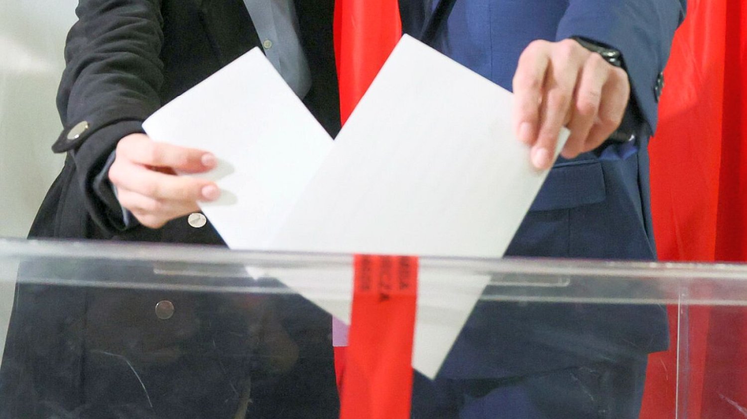 O wyniku wyborów zdecyduje grupa wyborców do tej pory określanych jako "niezdecydowani", wymykających się sondażom
