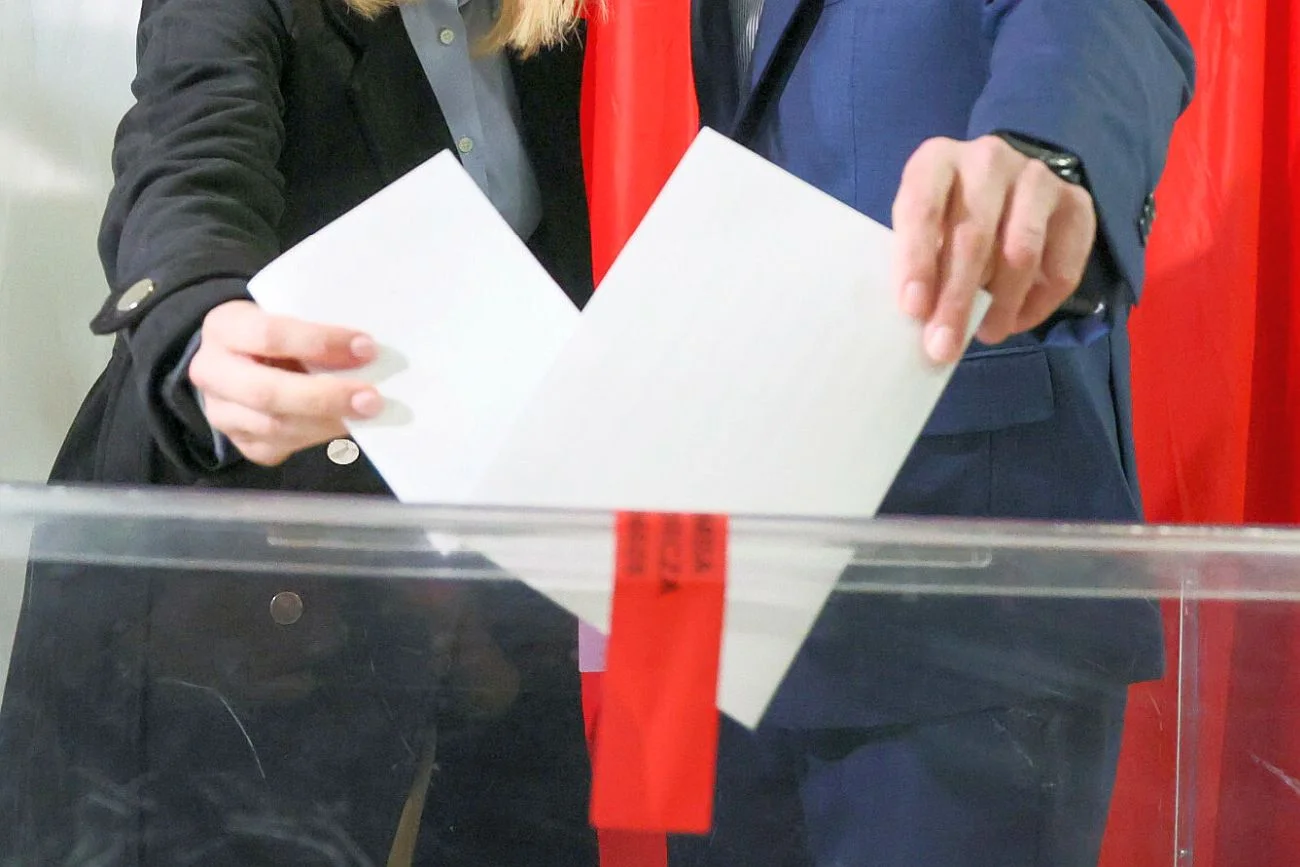 O wyniku wyborów zdecyduje grupa wyborców do tej pory określanych jako "niezdecydowani", wymykających się sondażom
