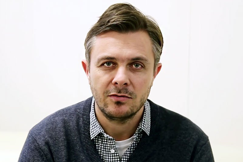 Aktor Marek Bukowski był gościem poniedziałkowego programu "Tomasz Lis na żywo".