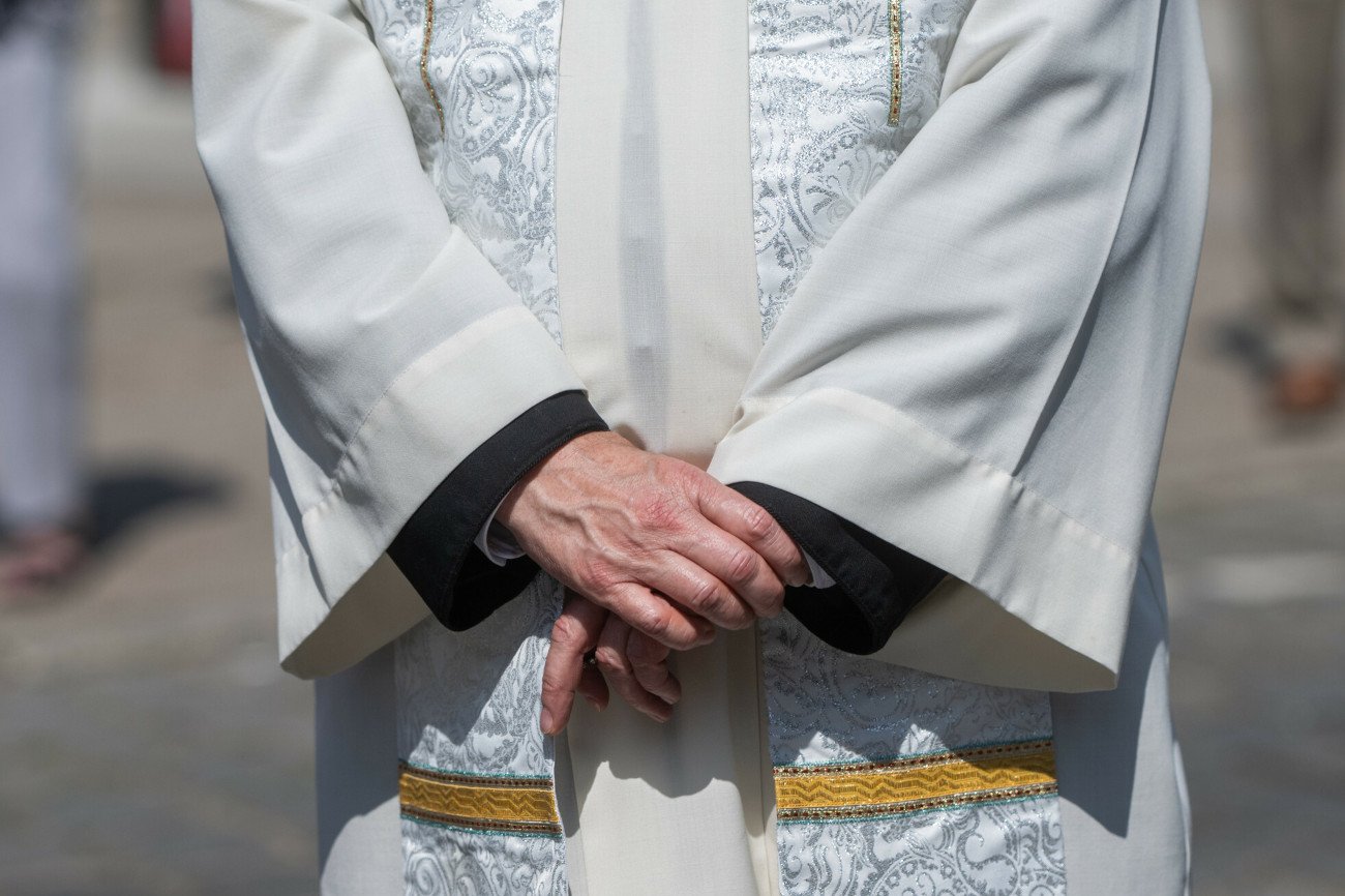 Tajemnicza śmierć księdza Tadeusza z Pisza wzbudziła zainteresowanie w całej Polsce.