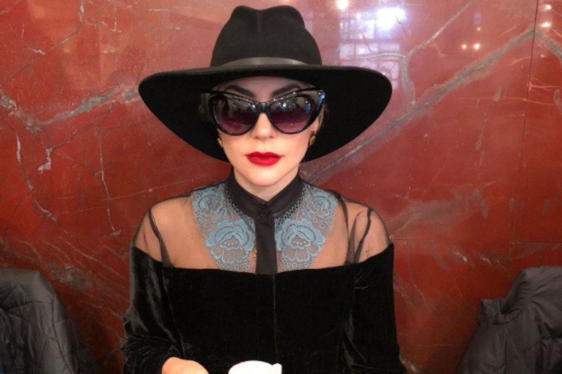 31-letnia ikona popu bezsilna wobec choroby. Lady Gaga odwołuje 10 koncertów.