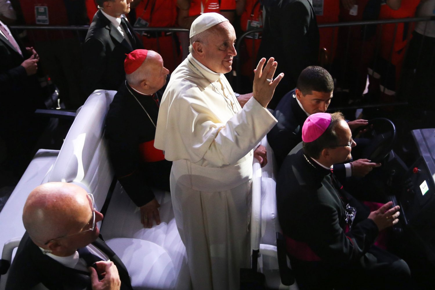 Papież Franciszek otrzymał podejrzaną kopertę.