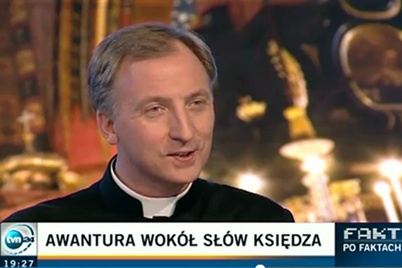 Ksiądz Franciszek Longchamps de Bérier w "Faktach po Faktach" tłumaczył się ze swojego stwierdzenia, że dzieci z in vitro wyróżniają się "dotykową bruzdą na twarzy"