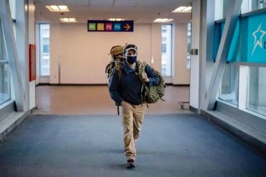 Jeden z najlepszych snajperów na świecie będzie walczyć po stronie Ukrainy.