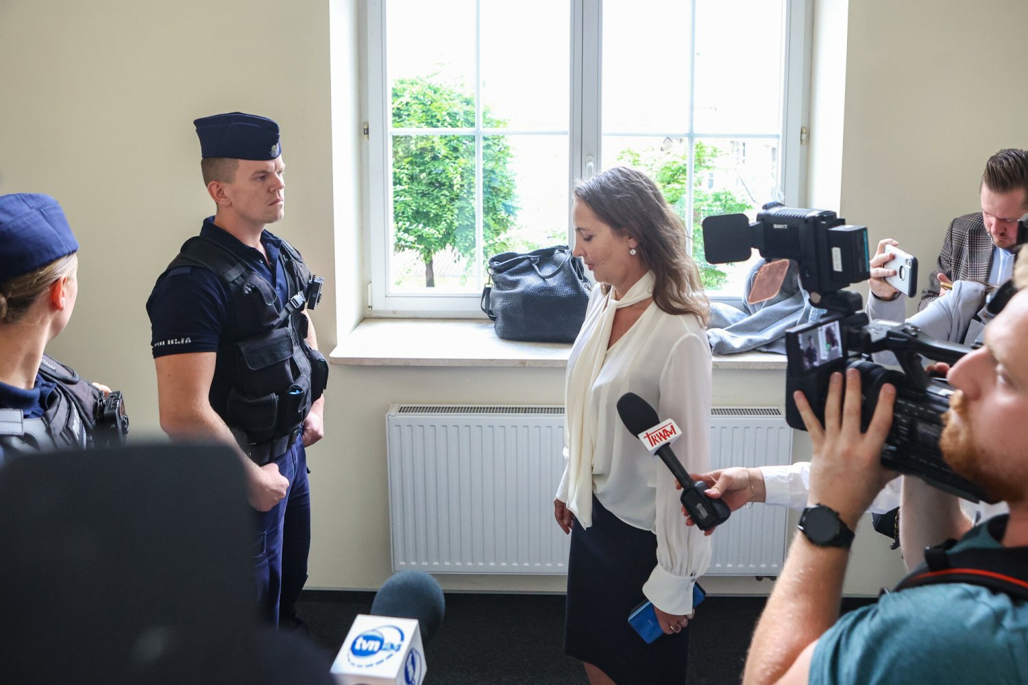 Policja weszła do budynku neoKRS, ale nie w sprawie neoKRS.