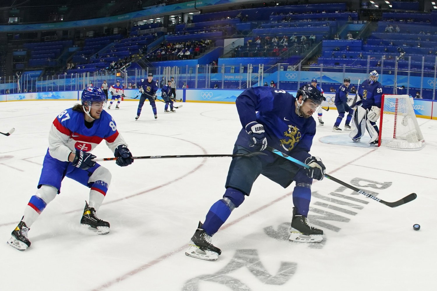 Finlandia pokonała skromnie Słowację i ma finał olimpijski w turnieju hokeja na lodzie w Pekinie