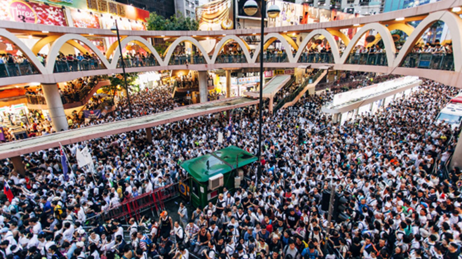 W Hongkongu ludzie protestują na ulicach