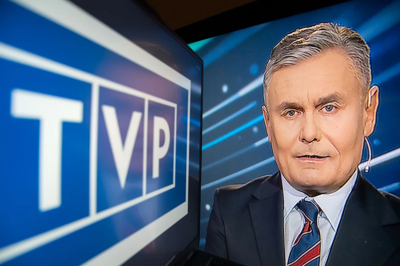 Marek Czyż, prowadzący nowego programu informacyjnego TVP "19:30". Marek Czyż, prowadzący nowego programu informacyjnego TVP "19:30".