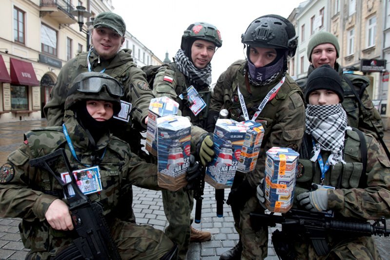 Czy organizacje paramilitarne doprowadzą do odbudowy Armii Krajowej?