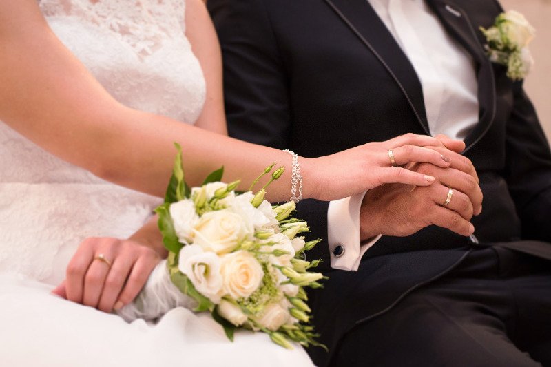 Orzeczenie nieważności ślubu kościelnego nie jest tanie.