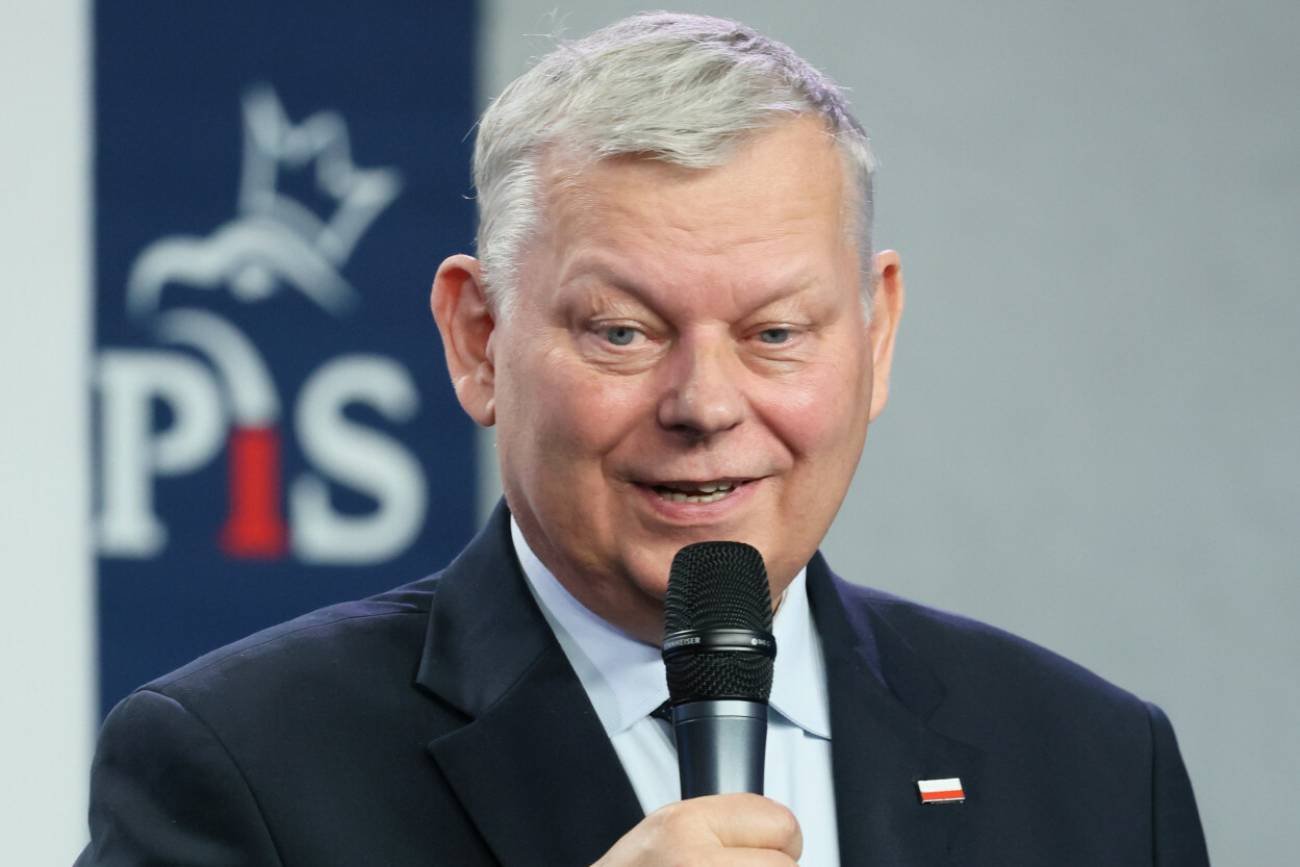 Rymowanka Sukiego o Tusku. Polityk z uśmiechem podszedł do porażki