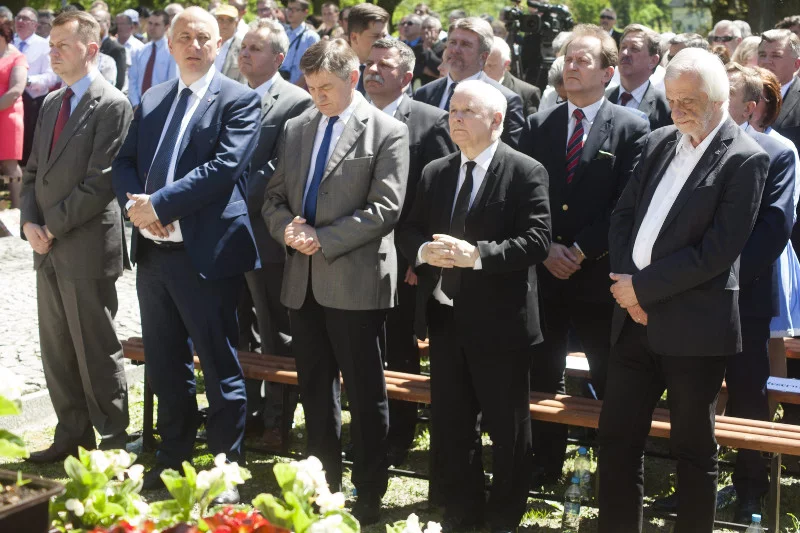 Strachocin. Sanktuarium św . Andrzeja Boboli . Wyjazdowe spotkanie klubu parlamentarnego PiS .