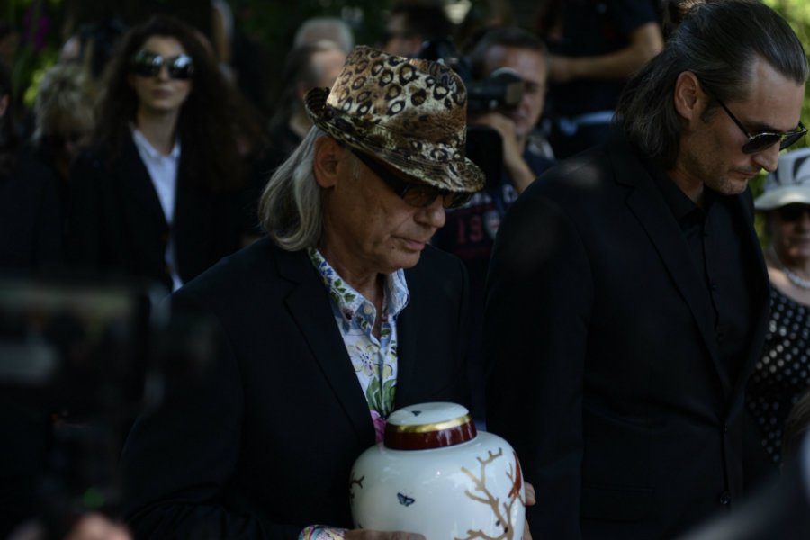 Kamil Sipowicz i Szymon Sipowicz na pogrzebie Kory.