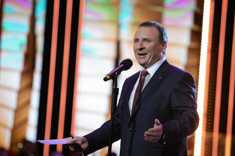 245 osób zostało zatrudnionych w TVP za prezesury Jacka Kurskiego. Większość na stanowiskach kierowniczych