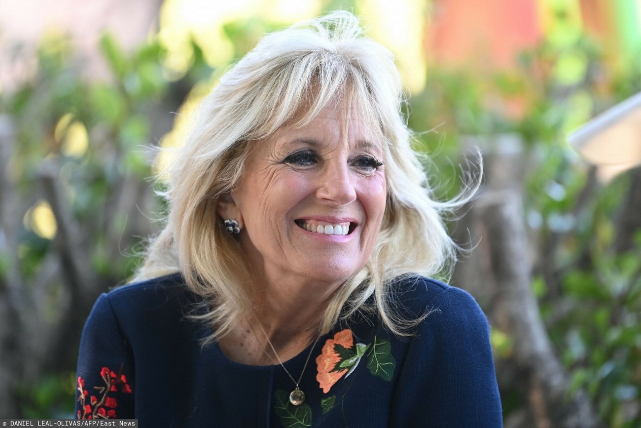 Jill Biden pojawi się na sierpniowej okładce "Vogue'a".