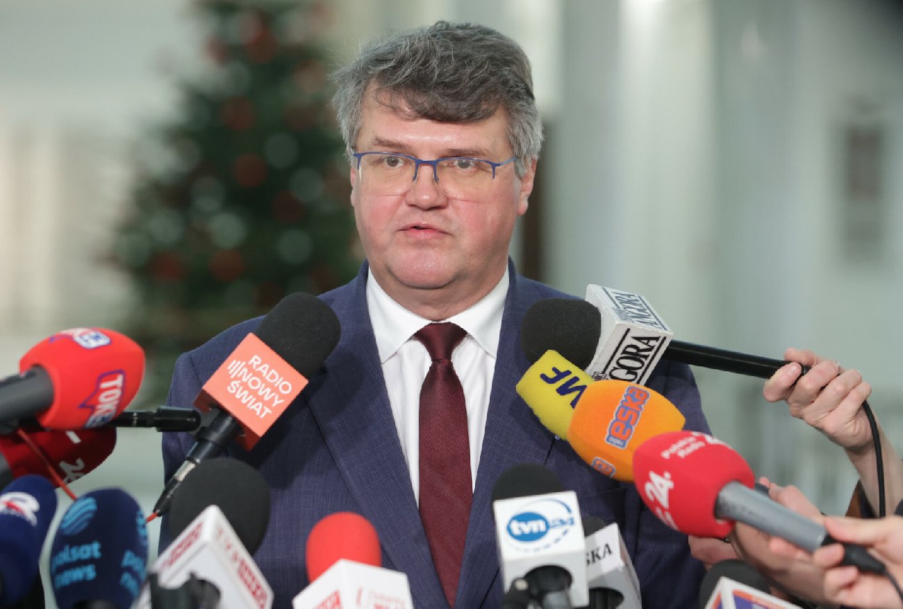 Wąsik i Kamiński dadzą pretekst do zawetowania budżetu? Ekspert odpowiada na zarzuty prawicy.