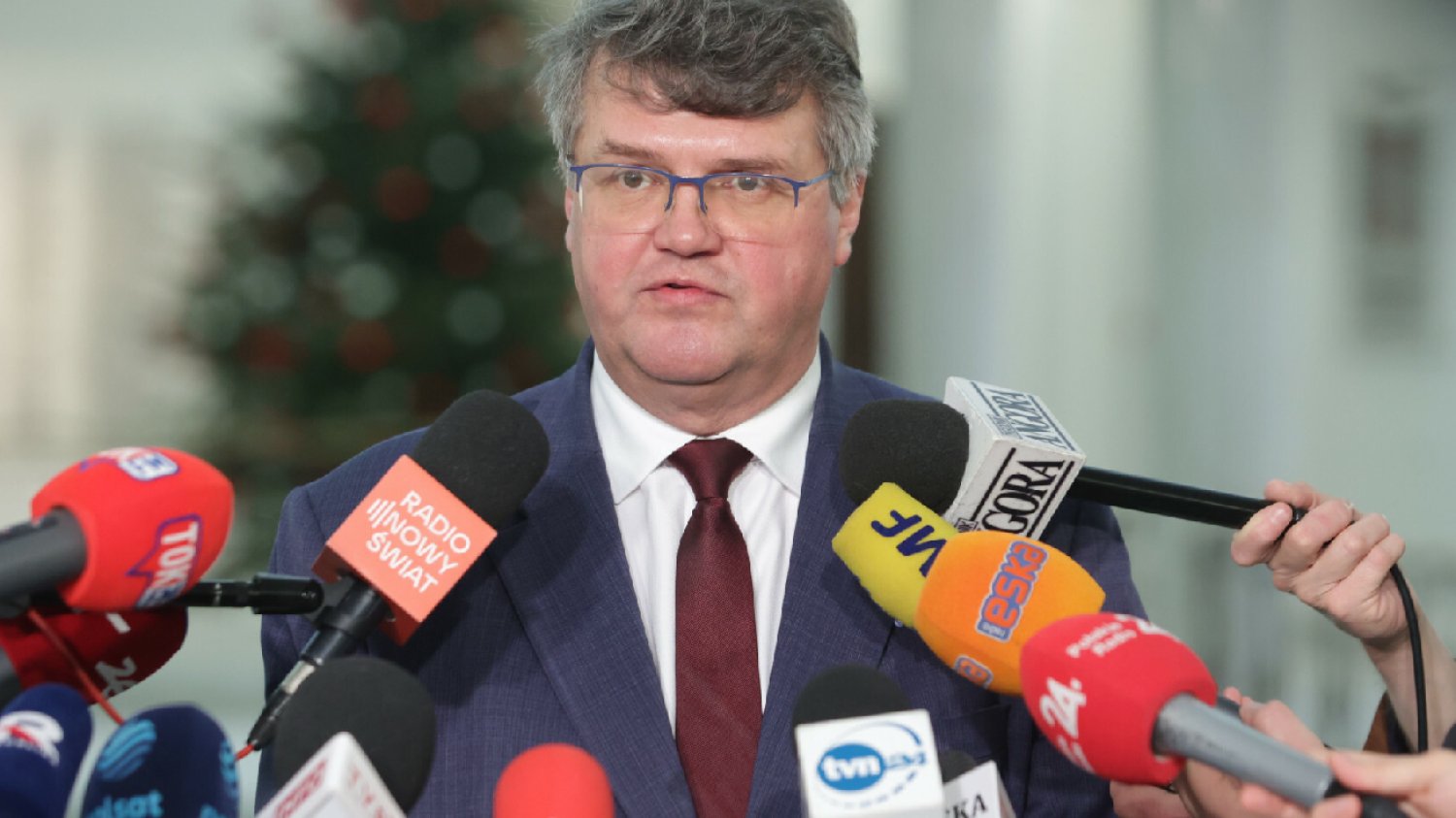 Wąsik i Kamiński dadzą pretekst do zawetowania budżetu? Ekspert odpowiada na zarzuty prawicy.