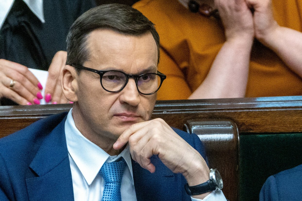 W PiS działa grupa spiskowców, która chce odwołania premiera.